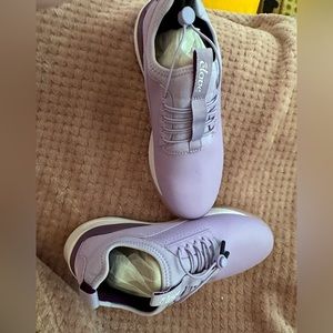 Purple Cloves Size 9- New!